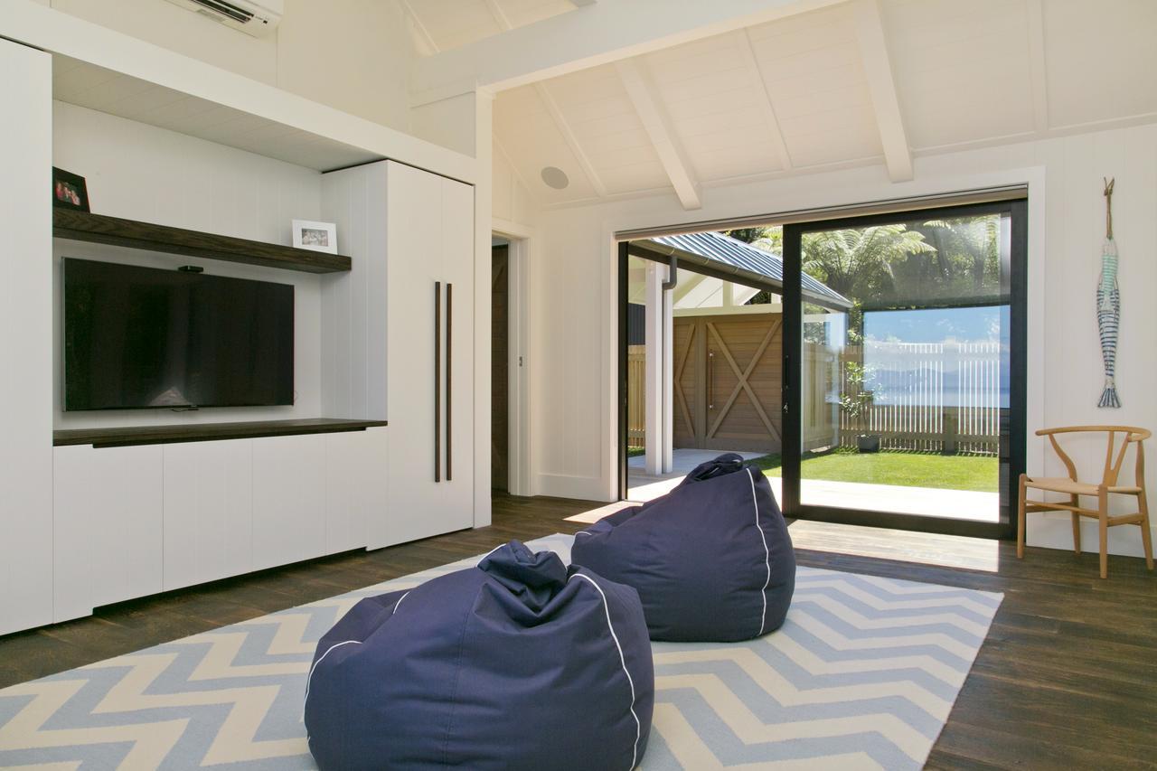 The Point Luxury Villa Taupo Exterior photo